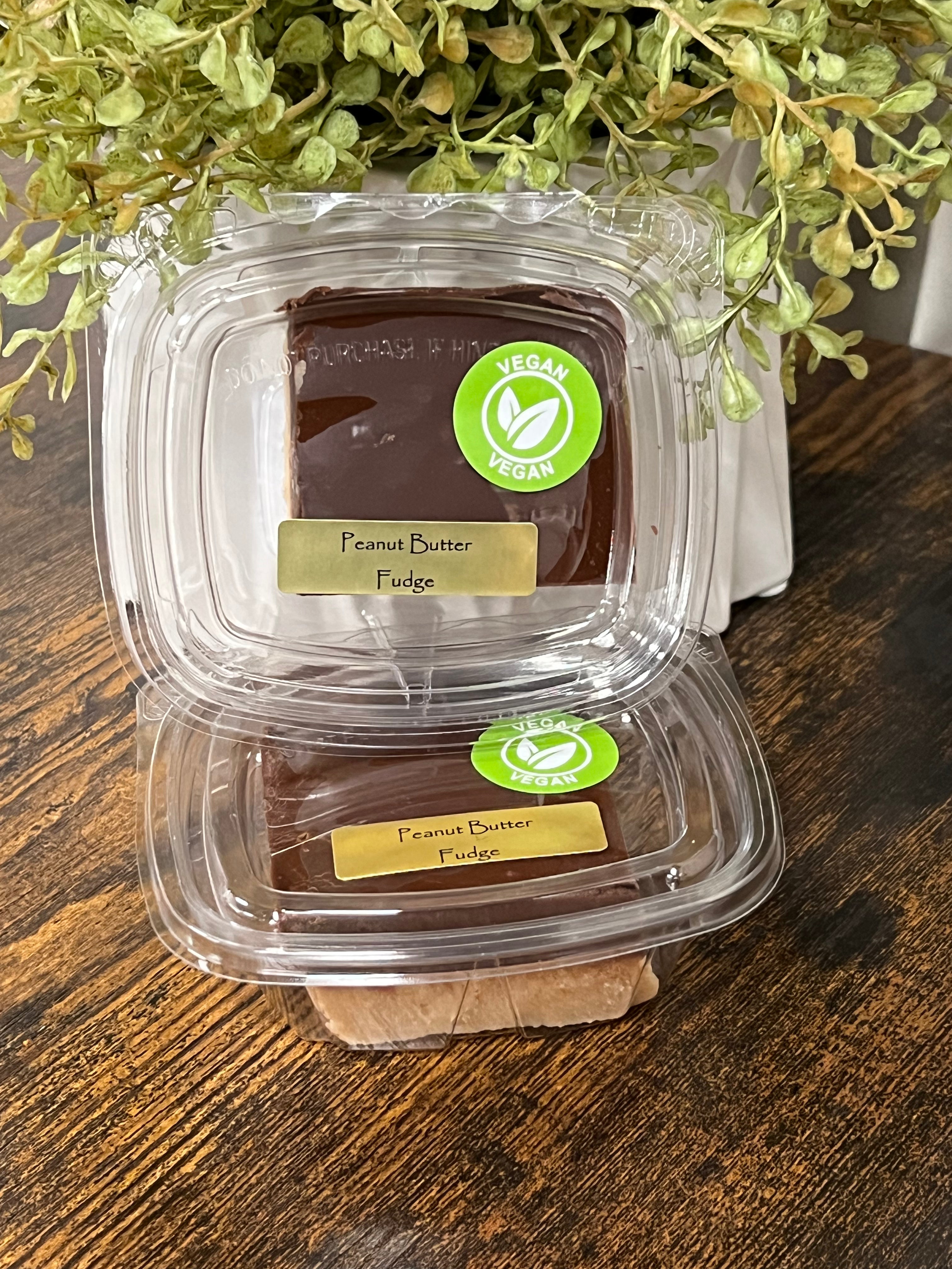 Chocolate Peanut Butter Fudge (Vegan)