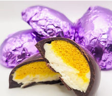 Load image into Gallery viewer, Vegan Cream Egg
